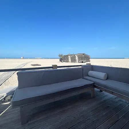 Konukevi Canada Castle 4*