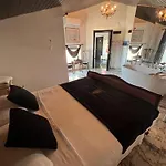 Vendégház Canada Castle 4*