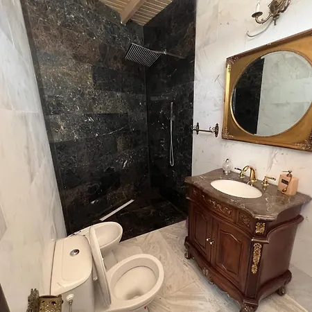 Canada Castle Гостьовий будинок Ефоріє-Норд