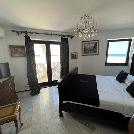 Guest house Canada Castle Eforie Nord