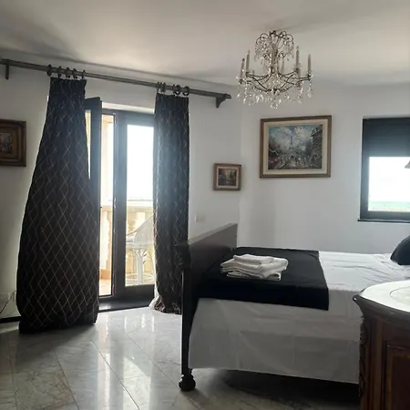 Penzion Canada Castle 4*