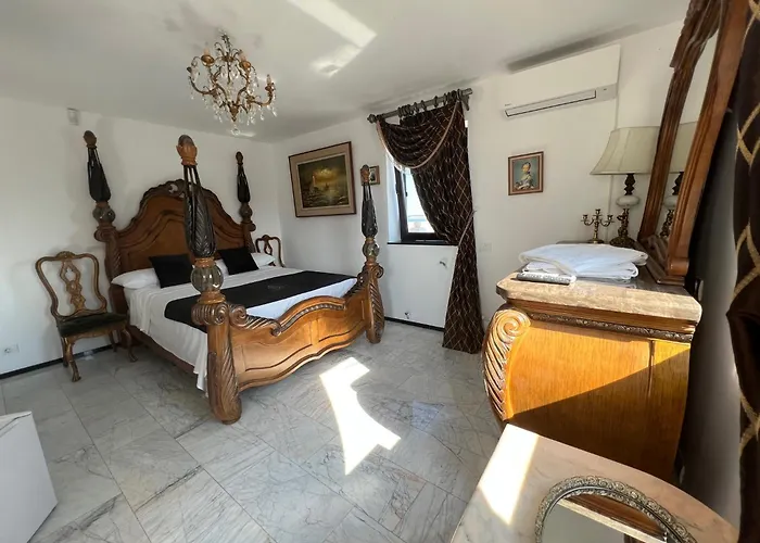 Gasthof Canada Castle