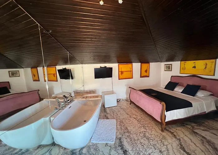 Gasthof Canada Castle